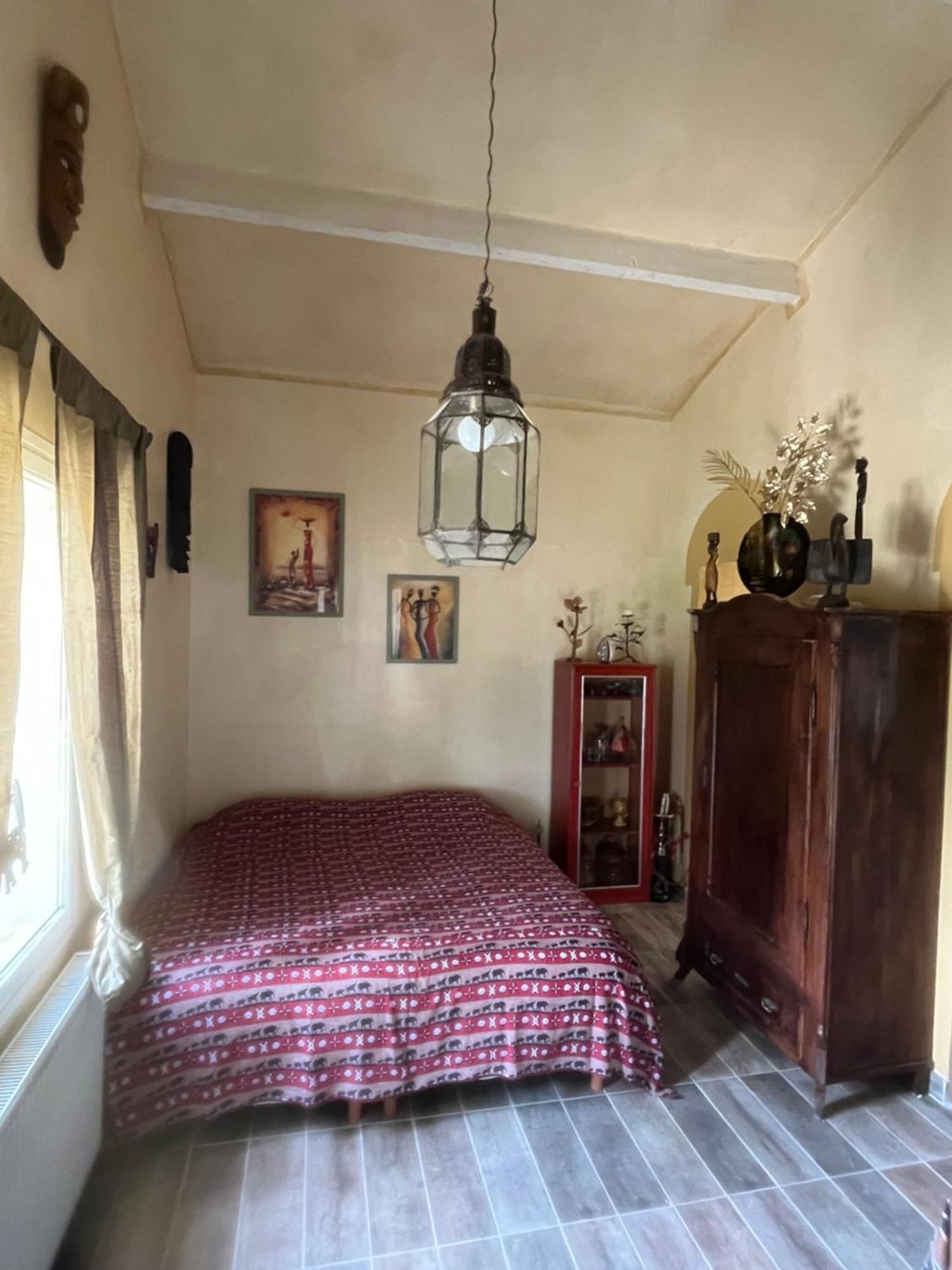Chambre D'Hotes La Tour-dʼAigues Zewnętrze zdjęcie